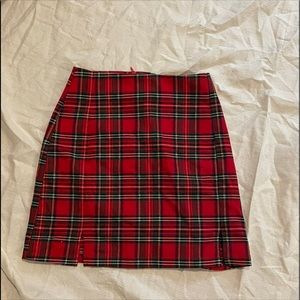 plaid red skirt